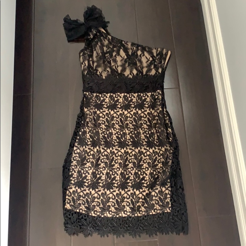 Rubber Ducky black Nude lace one shoulder dress S